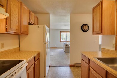 44 Church St unit 5, Lincoln, NH 03251 - photo 6