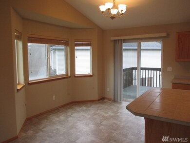 10611 2nd Ave SE, Everett, WA 98208 - photo 4
