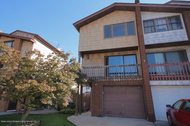257 Doane Ave, Staten Island, NY 10308 - photo 2