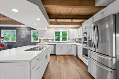 989 Noe Bixby Rd, Columbus, OH 43213 - photo 6