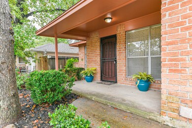 11006 Clear Fork Dr, Humble, TX 77396 - photo 4