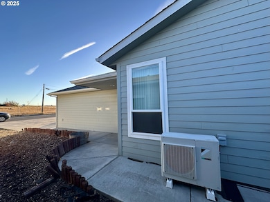 205 W Nesbitt St, Goldendale, WA 98620 - photo 3