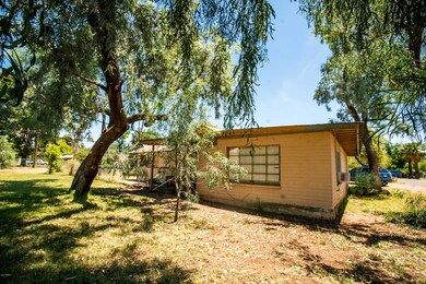 03 - Exterior Main House