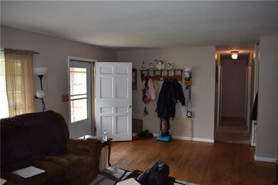 2322 Timbercrest Dr, Columbus, IN 47203 - photo 3