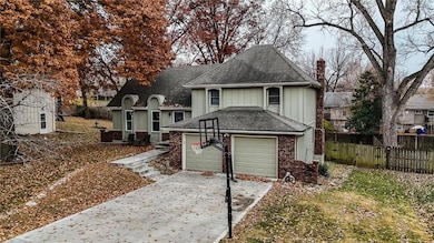 9201 W 48th Terrace, Shawnee, KS 66203 - photo 2