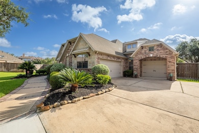 3 Car Garage