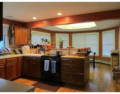 16 Bonaire Cir, Waban, MA 02468 - photo 4