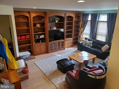 458 Harbor Side St, Woodbridge, VA 22191 - photo 7