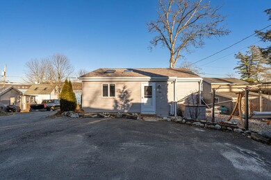 136 Chases Grove Rd, Derry, NH 03038 - photo 3