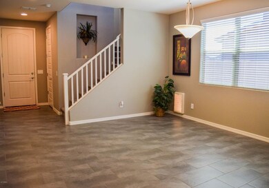 Entry/Dining area