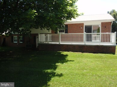 16708 Buford Dr, Williamsport, MD 21795 - photo 5