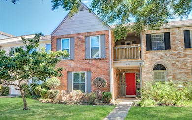 14176 Misty Meadow Ln, Houston, TX 77079 - photo 2