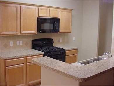 4023 Bentwood Cir, Dickinson, TX 77539 - photo 4