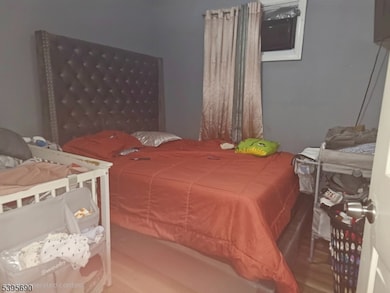 792 S 15th St, Newark, NJ 07108 - photo 7