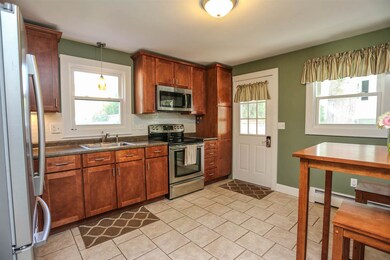 94 Blackstone St, Manchester, NH 03103 - photo 7