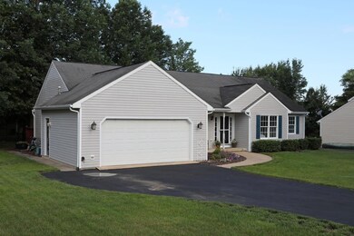 25 Seminole Cir, Stuarts Draft, VA 24477 - photo 2