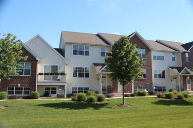 2206 Concord Dr unit B, Sycamore, IL 60178 - photo 2