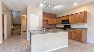 1283 E Lark St-9