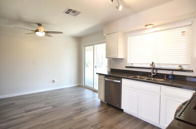 2809 N Pennington Dr, Chandler, AZ 85224 - photo 3