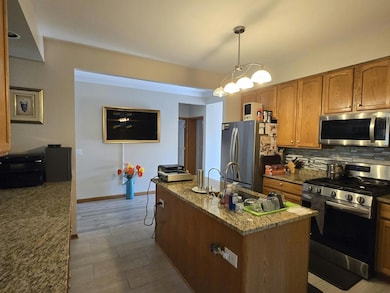 235 Rodeo Dr unit 2208, Grayslake, IL 60030 - photo 4