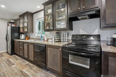 9475 Deer Path Dr, Denham Springs, LA 70706 - photo 6