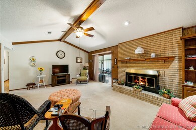 1212 N Miller Dr, Claremore, OK 74017 - photo 4