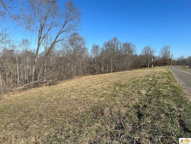 501 Brockman Rd, Columbia, KY 42728 - photo 2