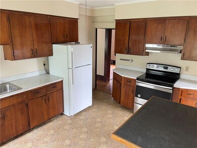 319 Broadway unit 2, Newport, RI 02840 - photo 5