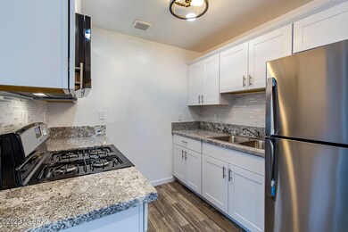 4535 E 14th St, Tucson, AZ 85711 - photo 6