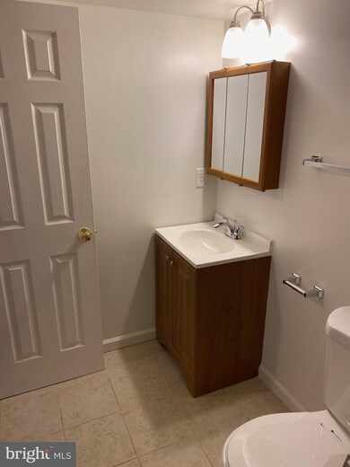 514 Cedarleaf Ave, Capitol Heights, MD 20743 - photo 5