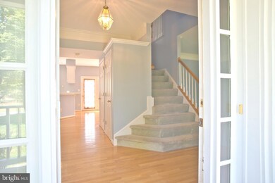 8978 Hooes Rd, Lorton, VA 22079 - photo 5