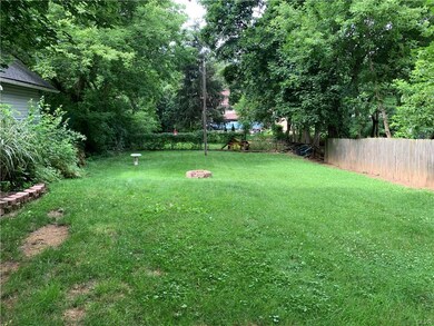 2520 S 5th St, Allentown, PA 18103 - photo 3