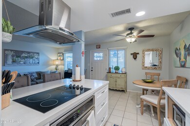 Open Kitchen