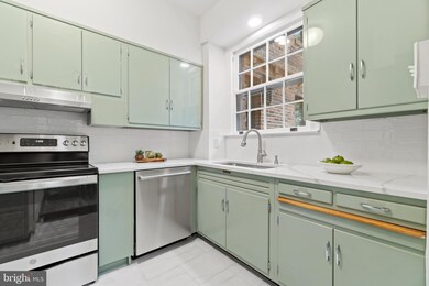 3020 Tilden St NW unit 102, Washington, DC 20008 - photo 6