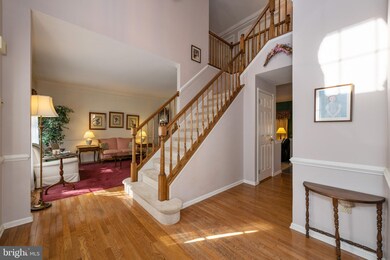 16 Crestview Dr, Kendall Park, NJ 08824 - photo 4