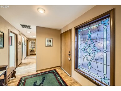 3729 E Mill Plain Blvd, Vancouver, WA 98661 - photo 4