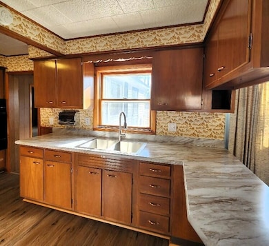 Kitchen with new cou