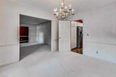 1106 Lindale Dr, Asheboro, NC 27205 - photo 6