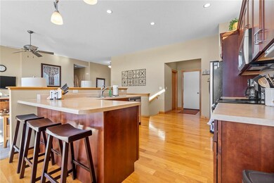 2417 Woodhill Dr SW, Cedar Rapids, IA 52404 - photo 7