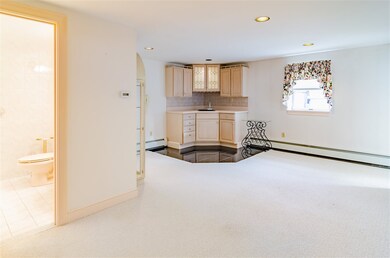189 Tilton St, Seabrook, NH 03874 - photo 7