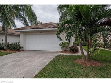 6639 Castlelawn Place unit 26, Naples, FL 34113 - photo 2