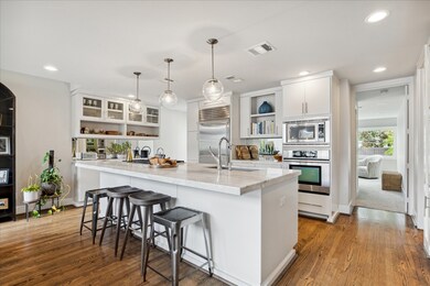 The kitchen is a chef’s dream. Top of the line app