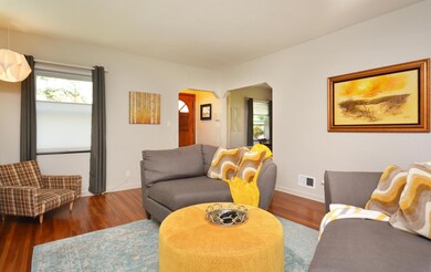 225 E Royal Forest Blvd, Columbus, OH 43214 - photo 6