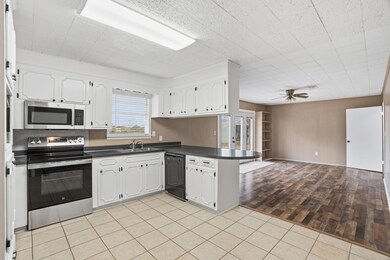 370 County Road 7, Stringer, MS 39481 - photo 7