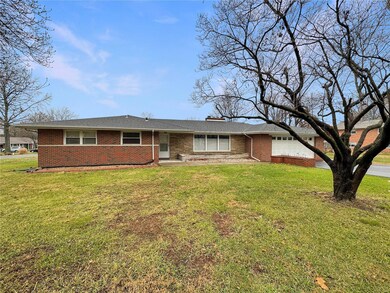 301 Louise Dr, Collinsville, IL 62234 - photo 6