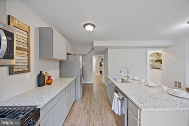 1526 Sheffield Rd, Baltimore, MD 21218 - photo 6