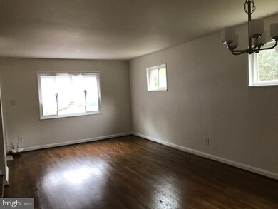 4013 Murdock St, Temple Hills, MD 20748 - photo 7