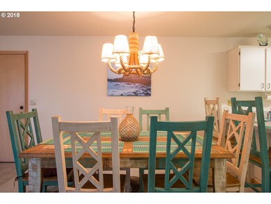 1455 Seacrest Ln unit 2A, Brookings, OR 97415 - photo 4