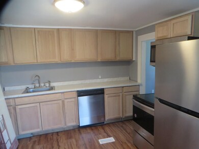 6 Harrison Ave, Rochester, NH 03867 - photo 3