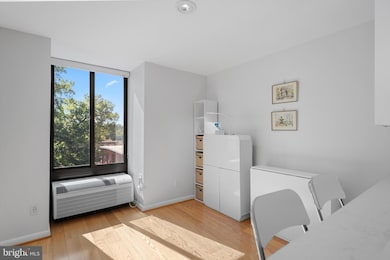 1510 12th St N unit 303, Arlington, VA 22209 - photo 5